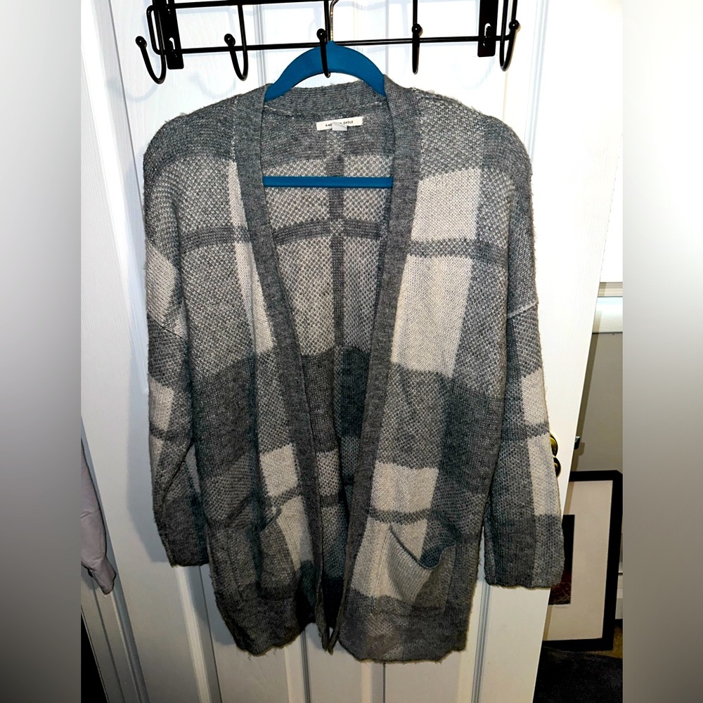 American Eagle Cardigan